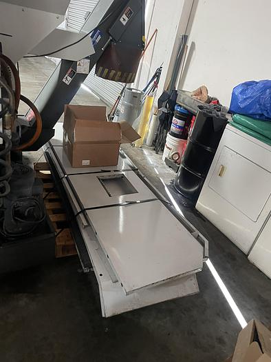 Used 2012 HAAS UMC-750 5-Axis CNC Vertical Machining Center