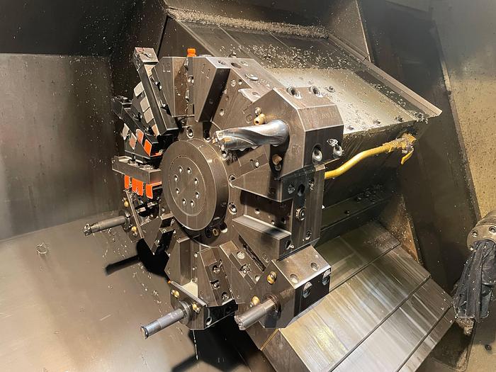 Used 2005 HAAS SL-30T CNC Turning Center With Hydraulic Tailstock and Tool Pre-Setter