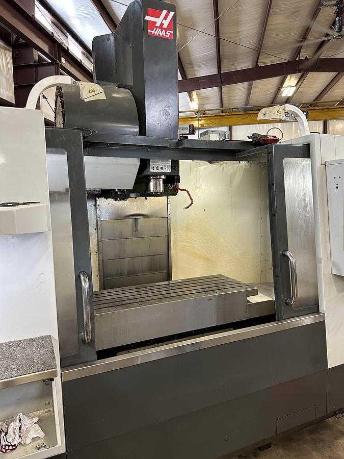 Used 2012 HAAS VF-4SS 12,000 RPM CNC Vertical Machining Center
