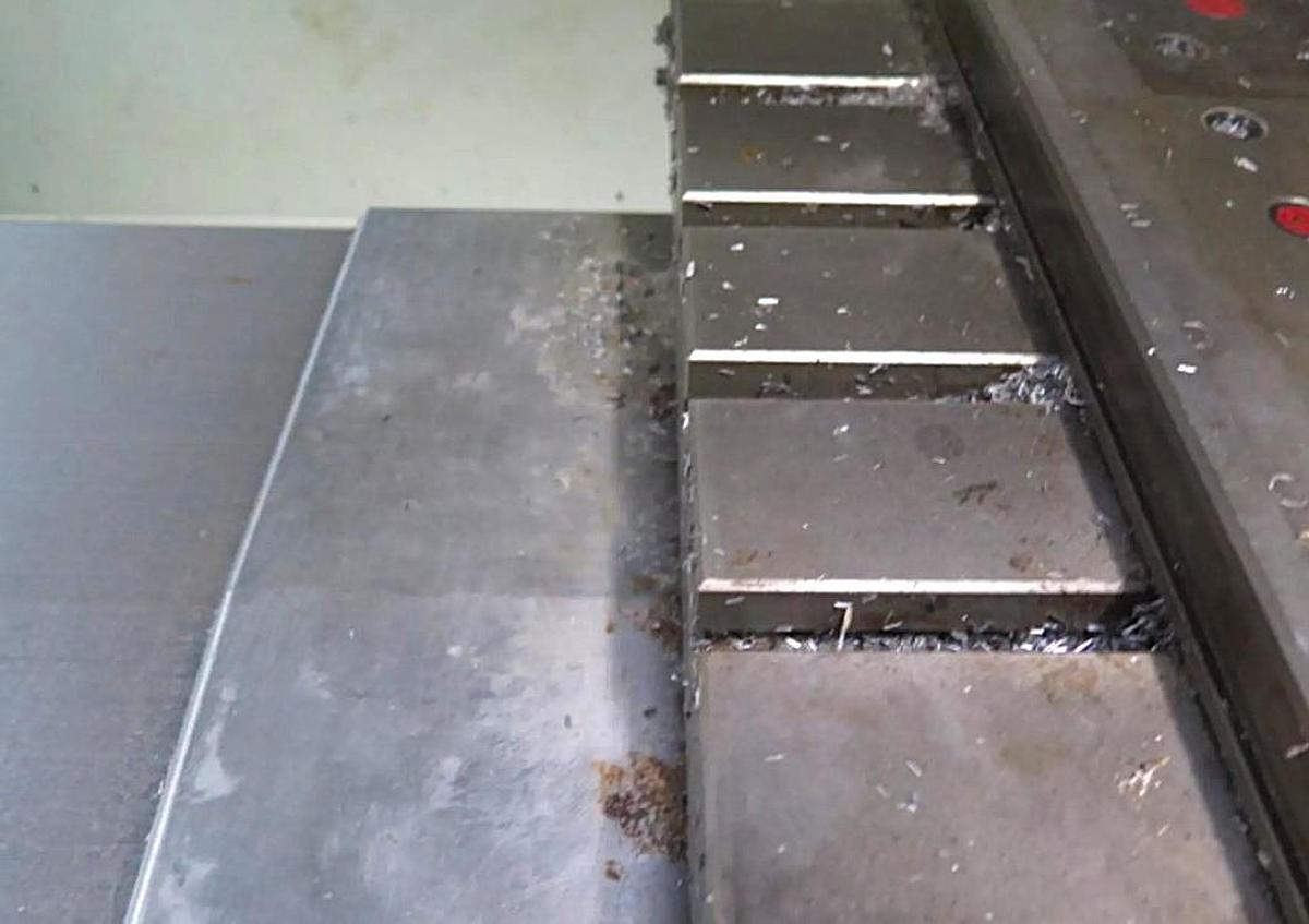 Used 2011 HAAS VF-4SS 4-Axis 12,000 RPM CNC Vertical Machining Center WIPS / High Speed Machining / 40+1 ATC