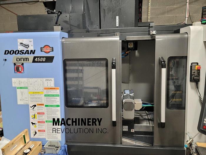 Used 2018 DOOSAN DNM 4500 4-Axis CNC Vertical Machining Center