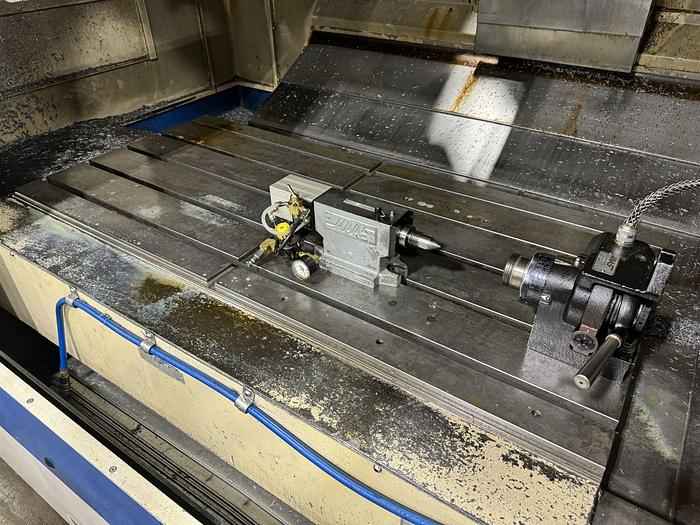 Used 2006 DOOSAN DMV-5025/50 Vertical Machining Center