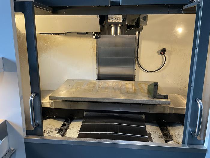 Used 2012 HAAS VF-5SS 4-Axis Vertical Machining Center ***Low Hours***