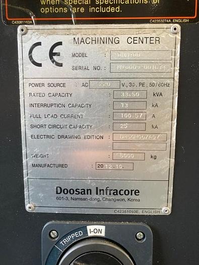 Used 2012 DOOSAN DOOSAN DNM 400 4-AXIS CNC VERTICAL MACHINING CENTER