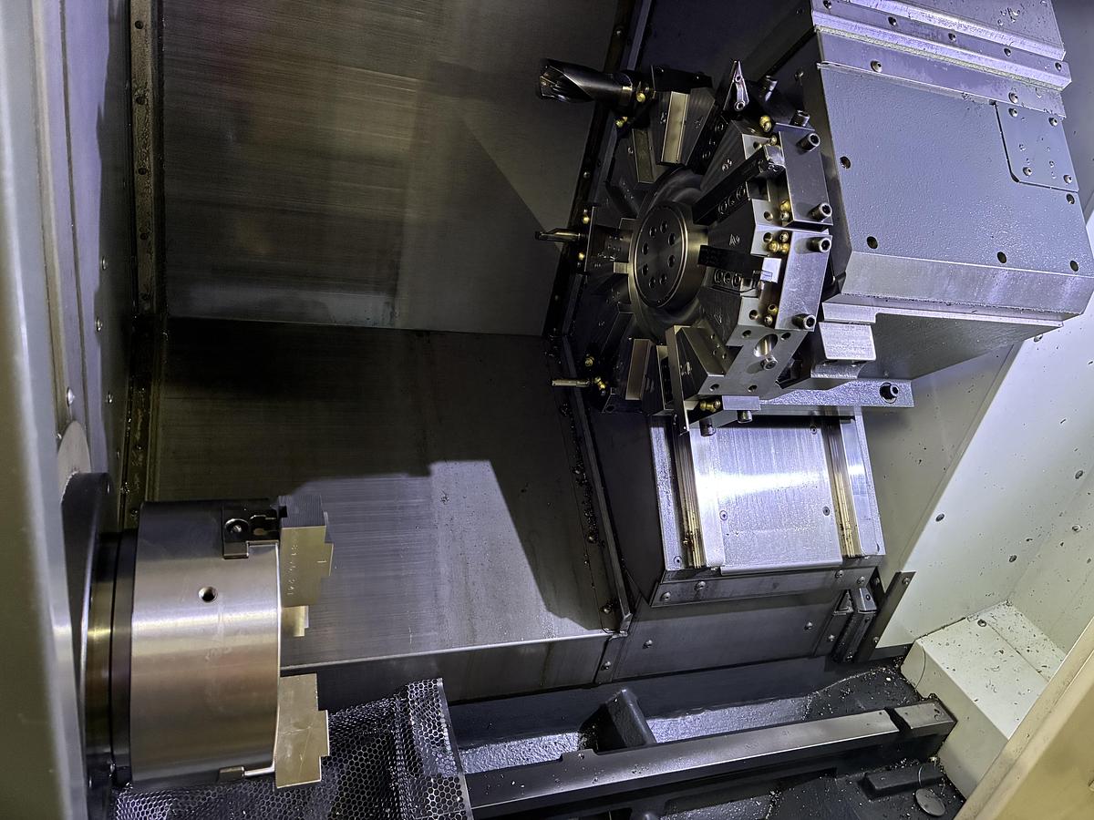 Used 2020 HAAS ST-15 CNC Turning Center *** Low Hours***