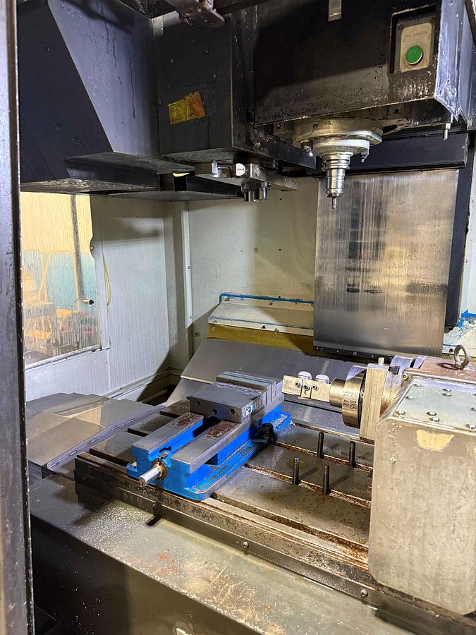 Used 2008 DOOSAN MV3016LHS 4-Axis High Speed CNC Vertical Machinig Center