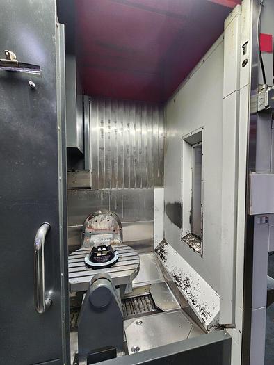 Used 2015 HAAS UMC 750SS 5-Axis CNC Vertical Machining Center