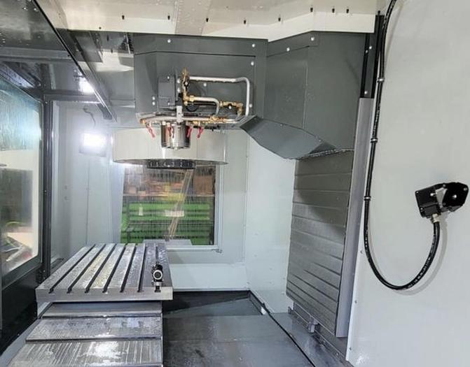 Used 2022 HAAS VF-5 5-Axis CNC Vertical Machining Center ***108 Hours***