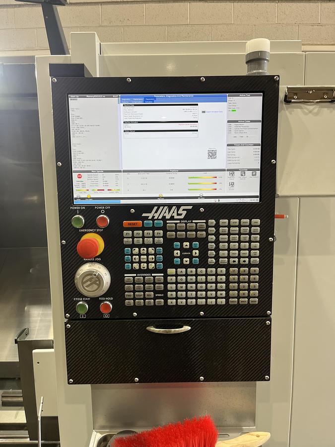Used 2025 HAAS ST-30 CNC Lathe With Bar Feeder Tailstock Tool PreSetter