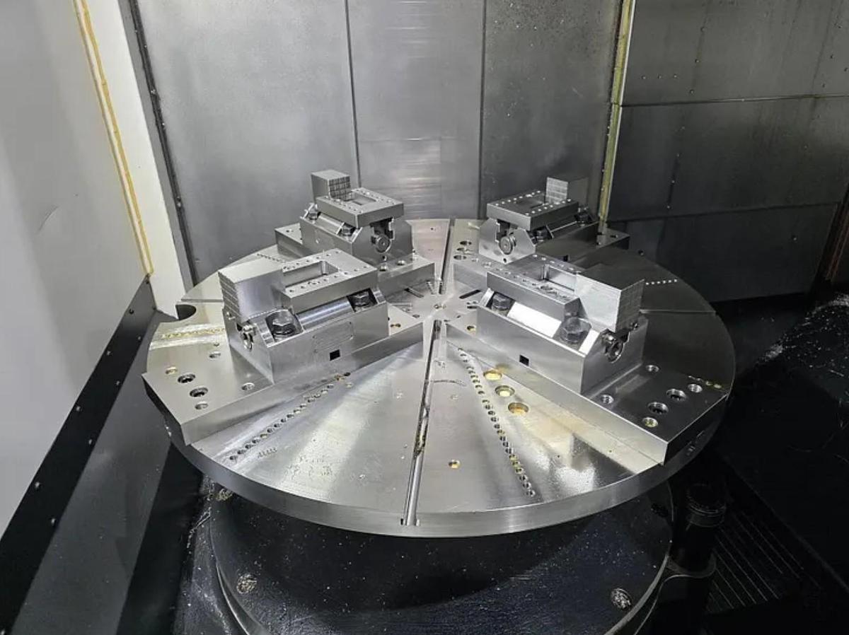 Used 2020 HYUNDAI WIA 1100RM CNC VERTICAL BORING MILL WITH MILLING