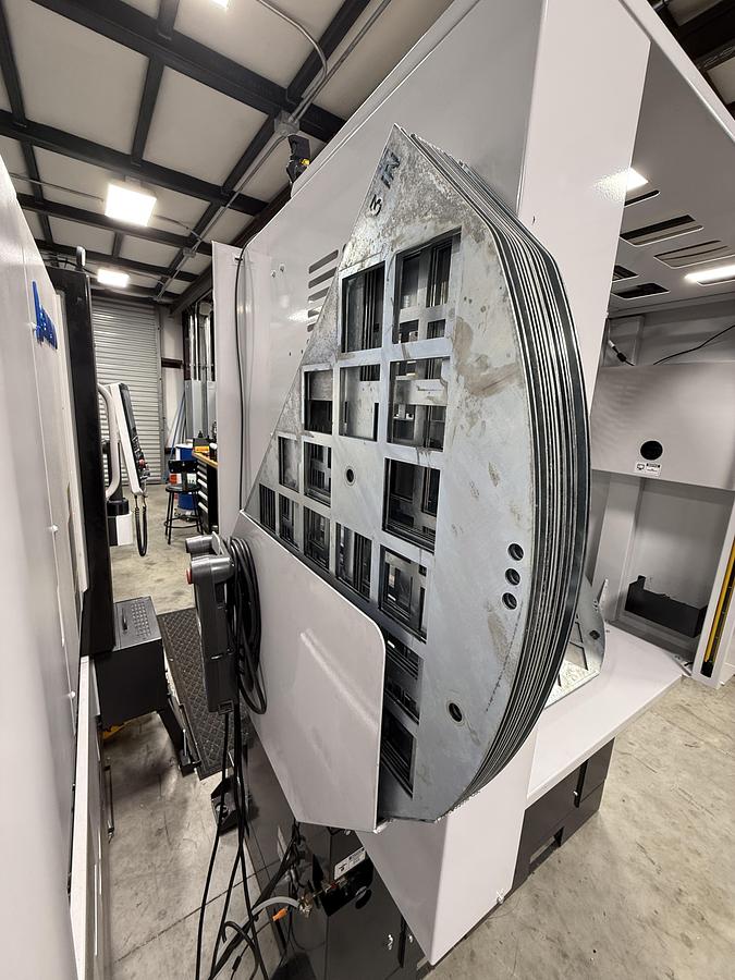 Used OKUMA MULTUS B250II Like Brand New Only 104 Hours Total Running Time