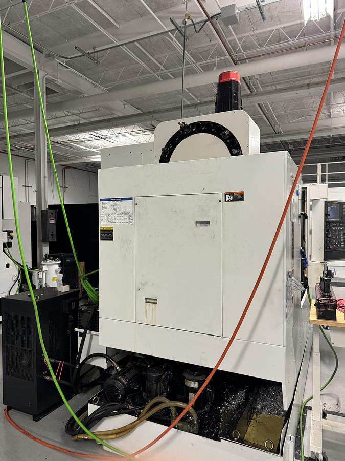 Used 2014 HYUNDAI WIA F400 12,000RPM TSC CNC Vertical Machining Center ***Low Hours***