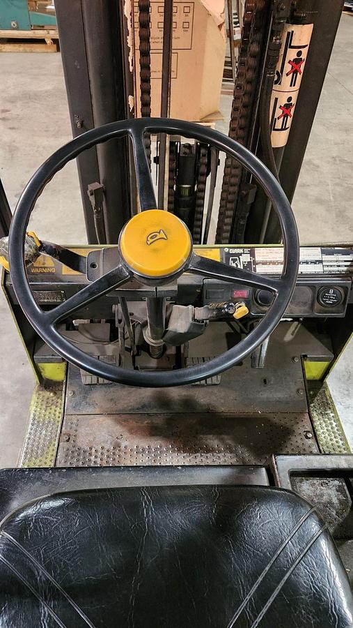 Used CLARK 5,000 pound