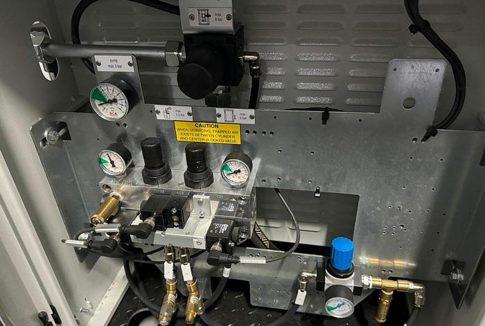 Used 2020 KUKA Robotic Adhesive Work Cell KR60-3 6-Axis Robot