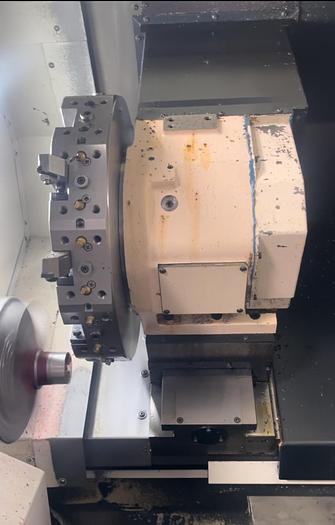 Used 2016 OKUMA Genos L 400 CNC Lathe with TailStock & Tool Presetter