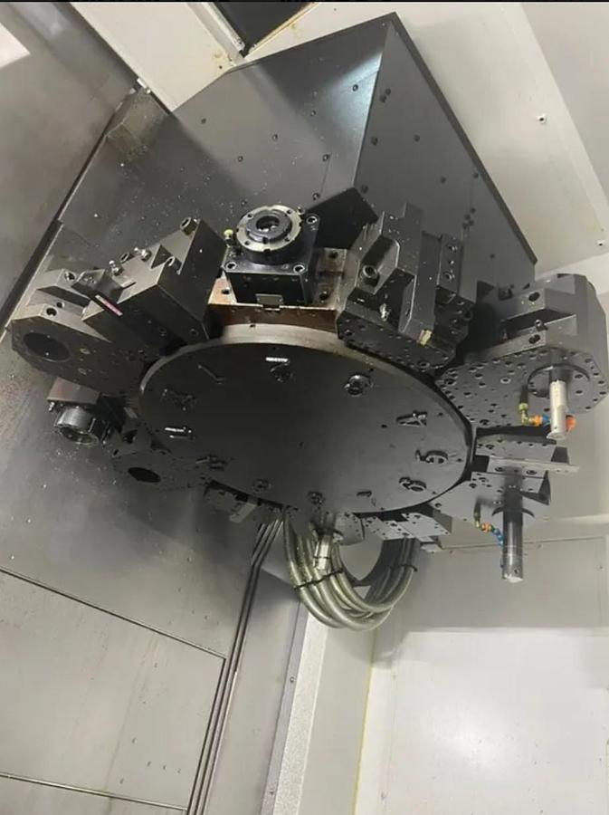 Used 2020 HYUNDAI WIA 1100RM CNC VERTICAL BORING MILL WITH MILLING