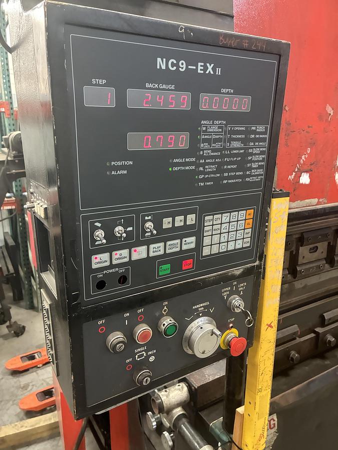 Used 1991 AMADA FBD-1253E 125-Ton 10' Hydraulic CNC Press Brake
