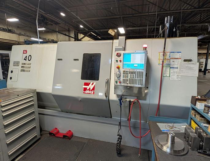 Used 2011 HAAS SL-40 CNC Turning Center with Live Tooling / C-Axis / Programmable Tailstock