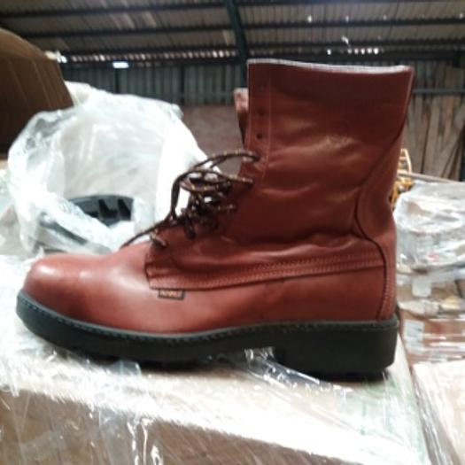 Usado ROPA Y ARTICULOS DE SEGURIDAD a la venta en Región Metropolit...