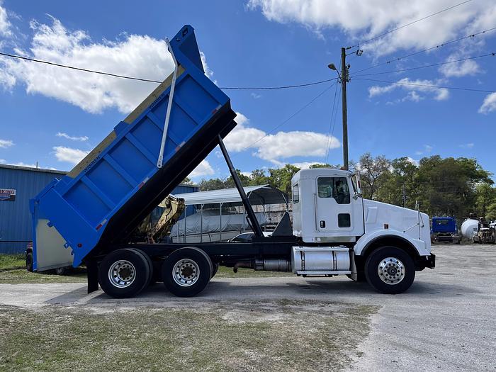 Used 2008 Kenworth T800 Tandem-Axle Dump Truck