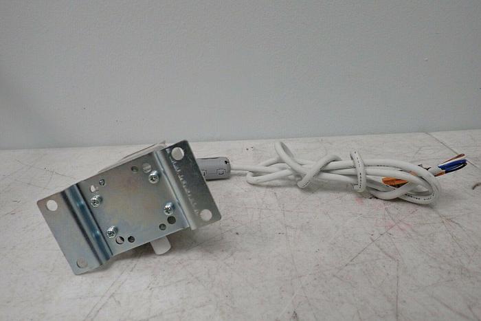 Used SMC ITV1030-31F2N3-DIU00505 Regulator