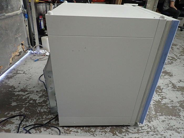 Used Thermo Electron VWR CO2 Air Jacketed Incubator Basic 10810-888