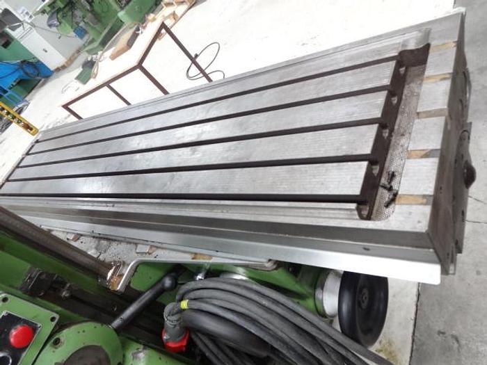 Utilisé Fraiseuse Huron MU 6