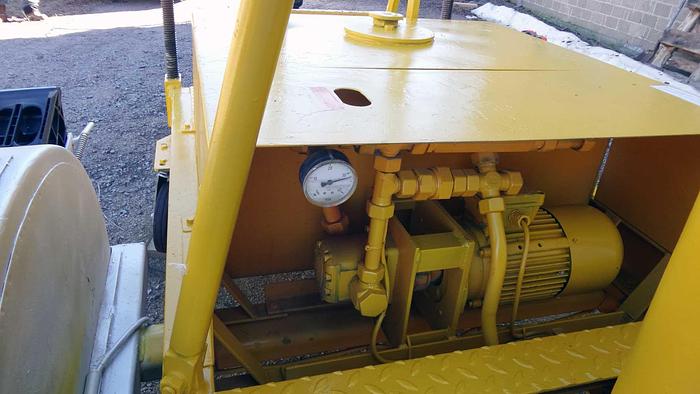 Used 1985 MBB Hydraulic work platform MBB G1200 "Giraffe"