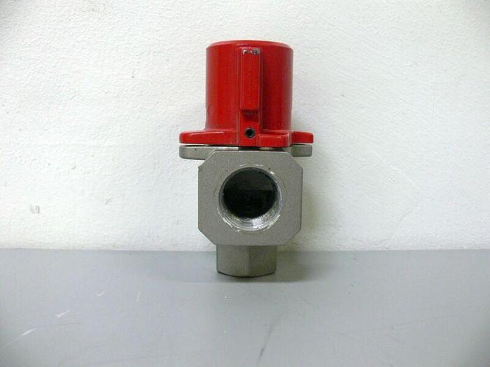 Used Lot of 2 - SMC VHS40-N06-Z 15-150 psi Valve Assembly