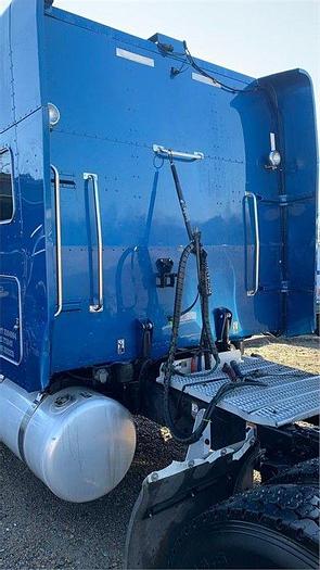 Used 2010 PETERBILT 386