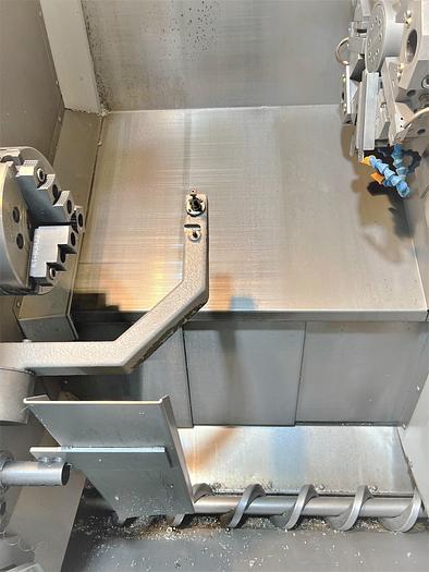 Used 2006 Haas SL-20T with Haas Servo 300 Barfeeder