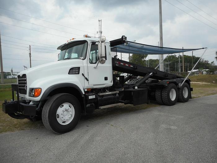 Used 2005 MACK GRANITE CV713