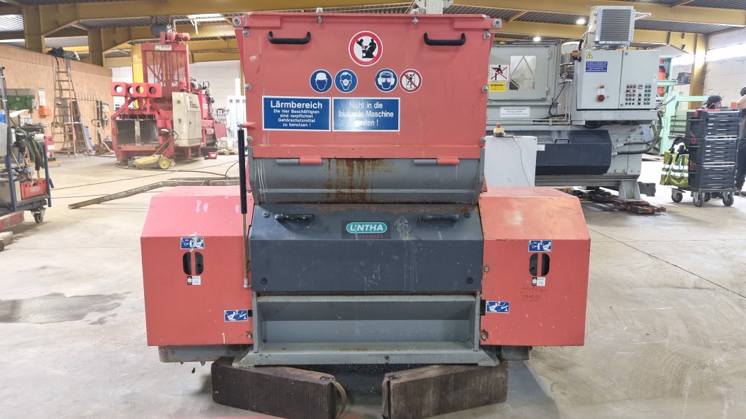 Used Einwellenzerkleinerer Untha LRK 1000