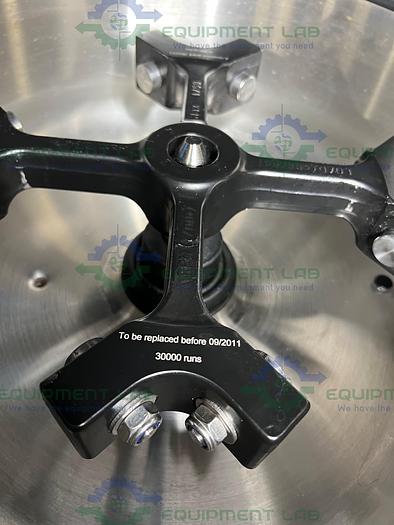 Used Jouan Industries  CR 4i Centrifuge w/ Rotor