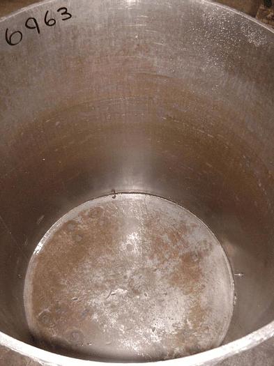 Used 50 GALLON PORTABLE MIX TANK – C/S – 28 IN. X 32 IN. – #6963