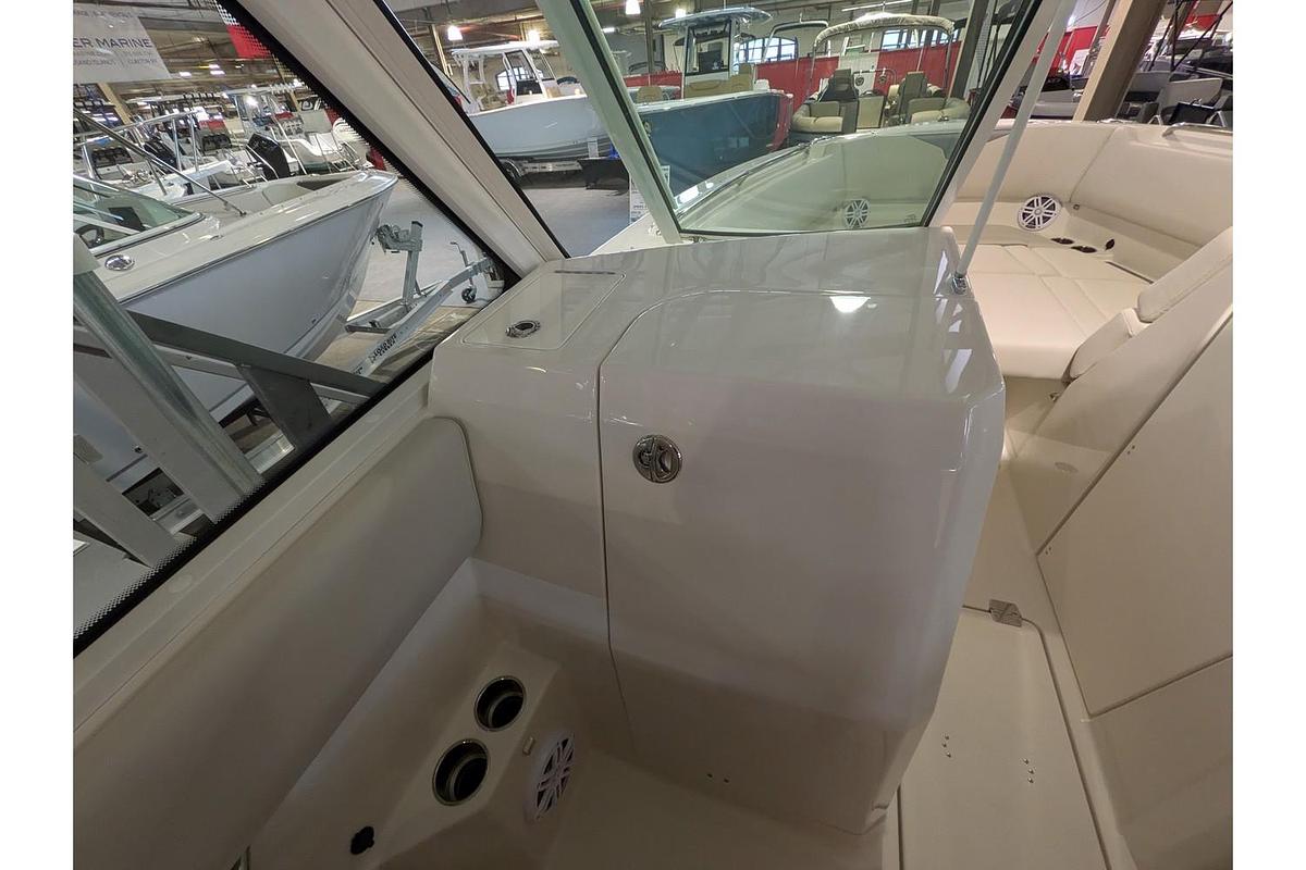 2025 Sailfish Dual Console 276 DC