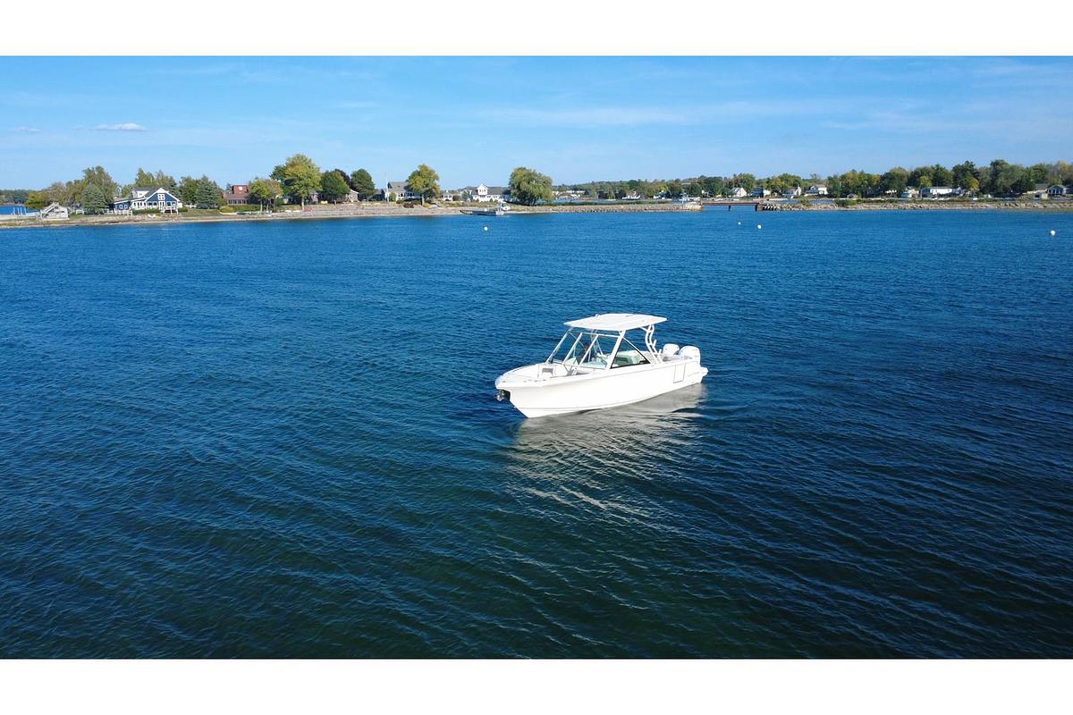 2025 Sailfish Dual Console 276 DC