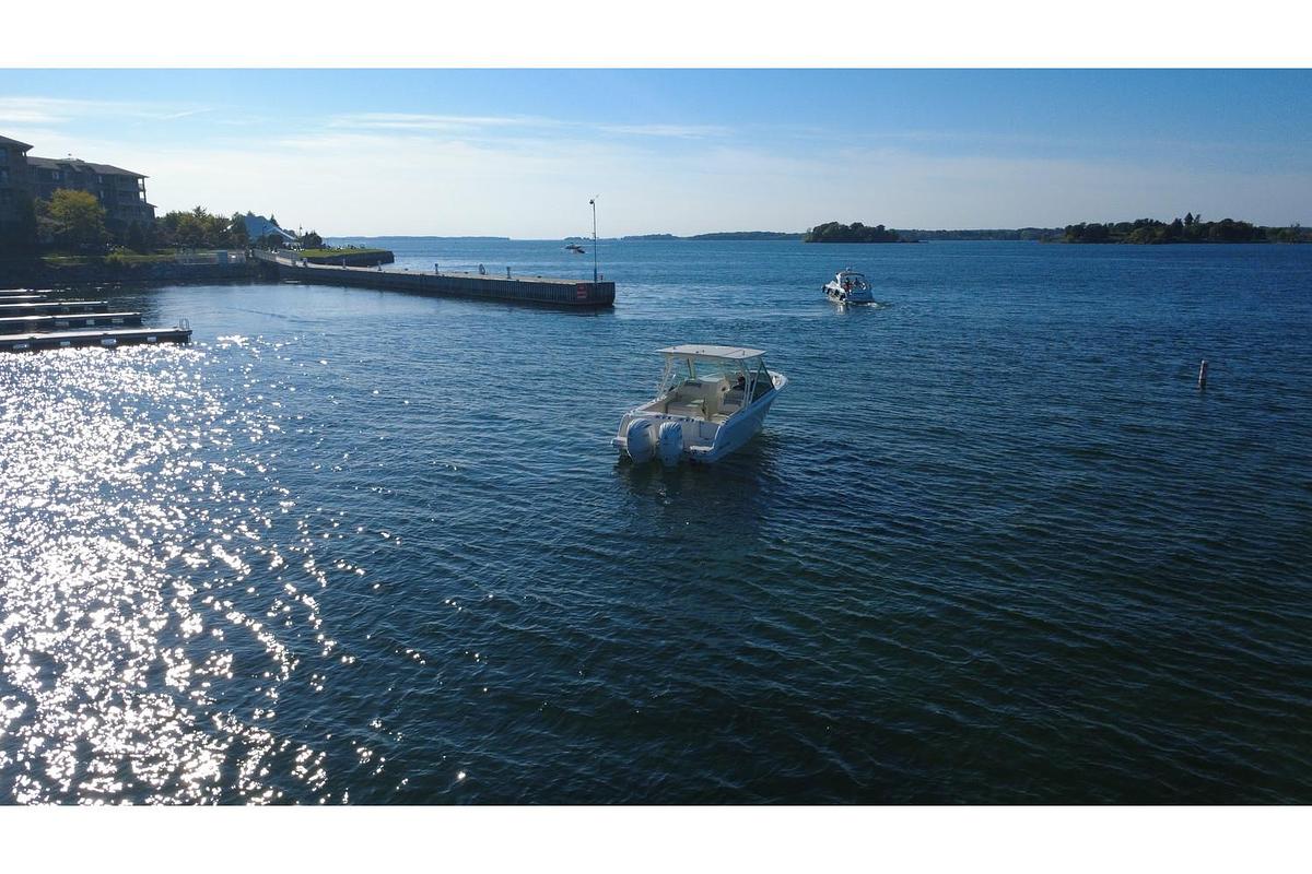 2025 Sailfish Dual Console 276 DC