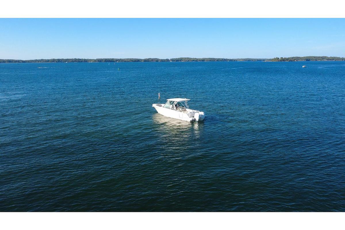 2025 Sailfish Dual Console 276 DC