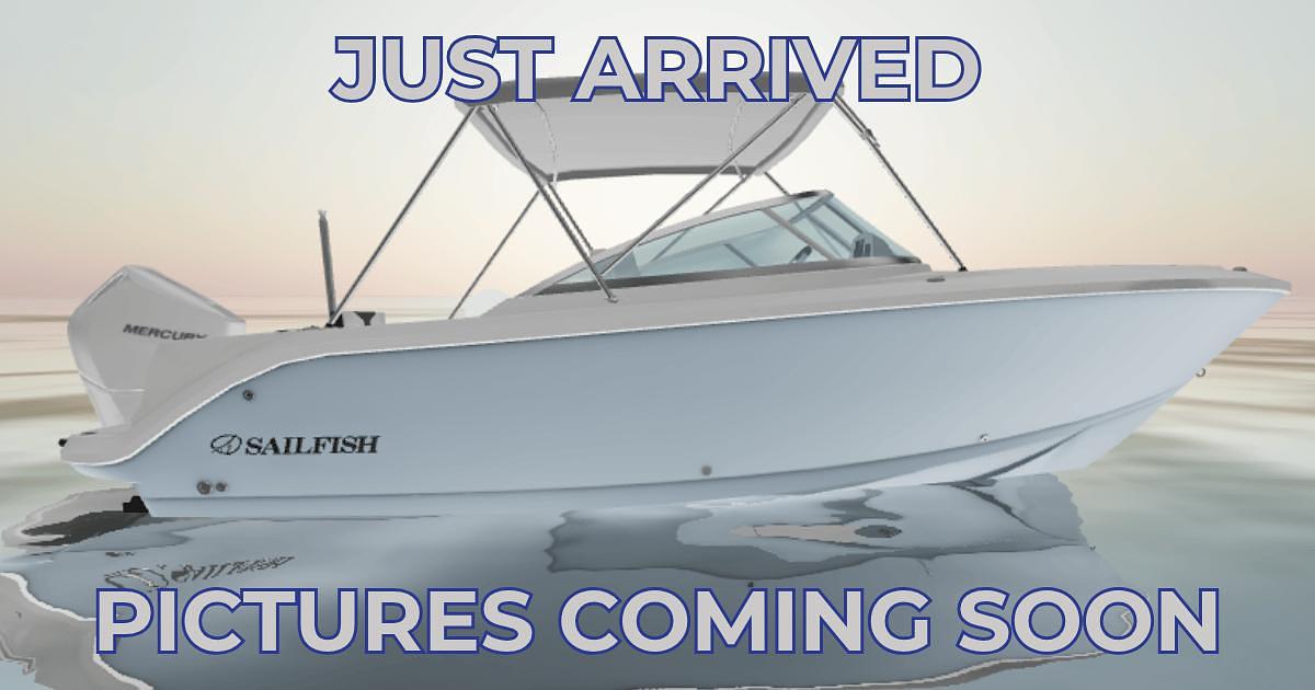 Used 2027 Sailfish 236DC