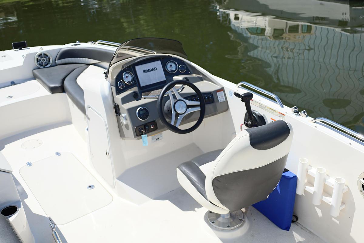 Used 2016 Stingray 192SC
