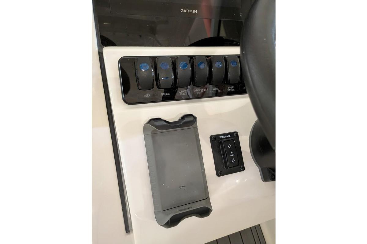 2025 Sailfish Dual Console 276 DC