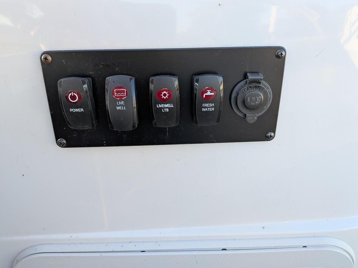 Used 2022 Godfrey Sweetwater 2286 FS
