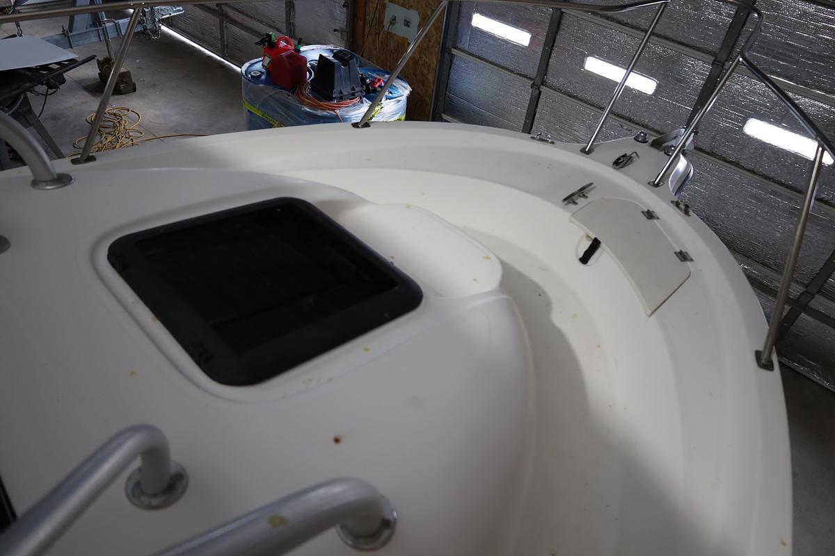 Used 2006 Trophy 2352 Walkaround Pro