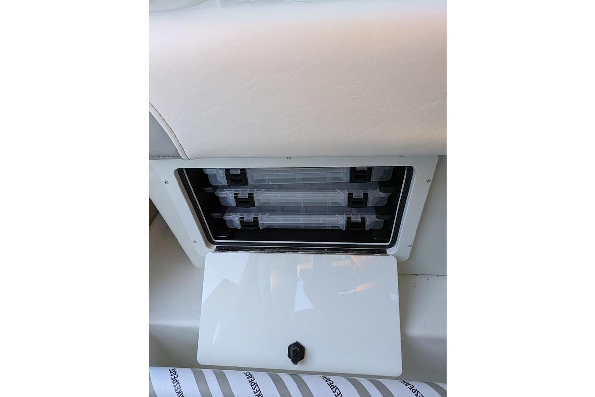 2025 Parker 2120 Sport Cabin