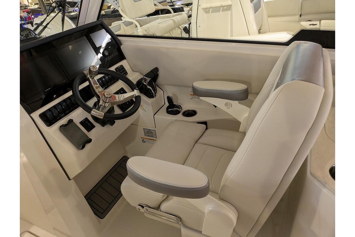 2025 Sailfish Dual Console 276 DC