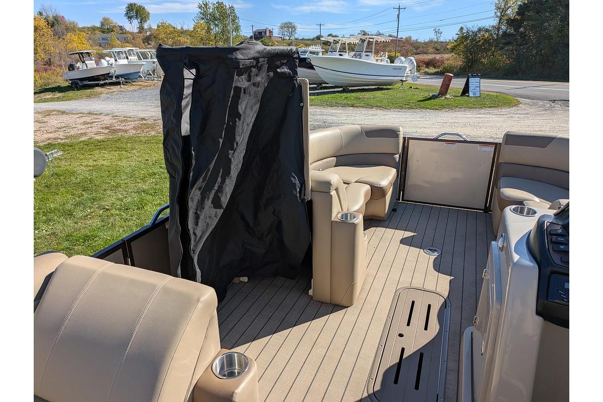 Used 2023 Veranda VR22VLB