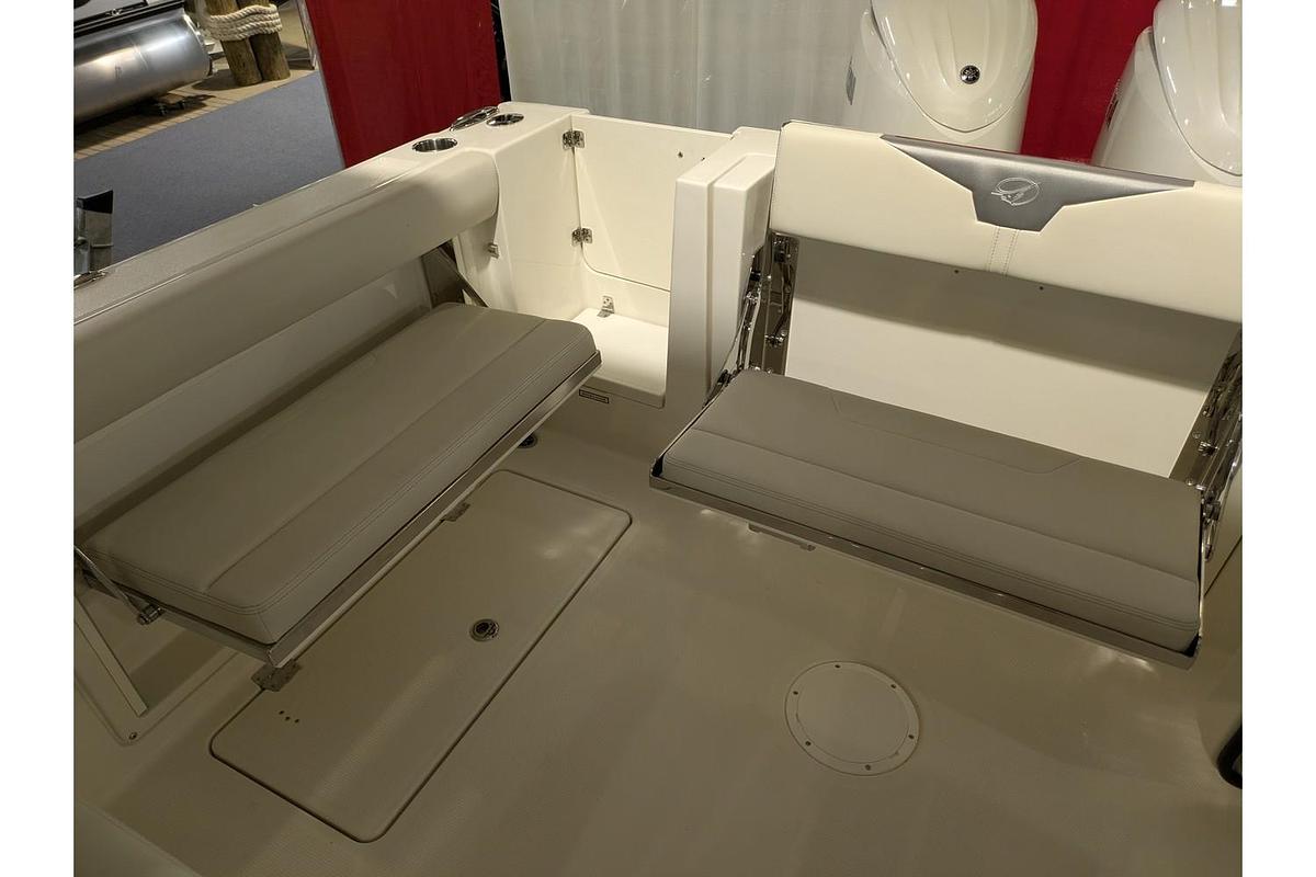 2025 Sailfish Dual Console 276 DC