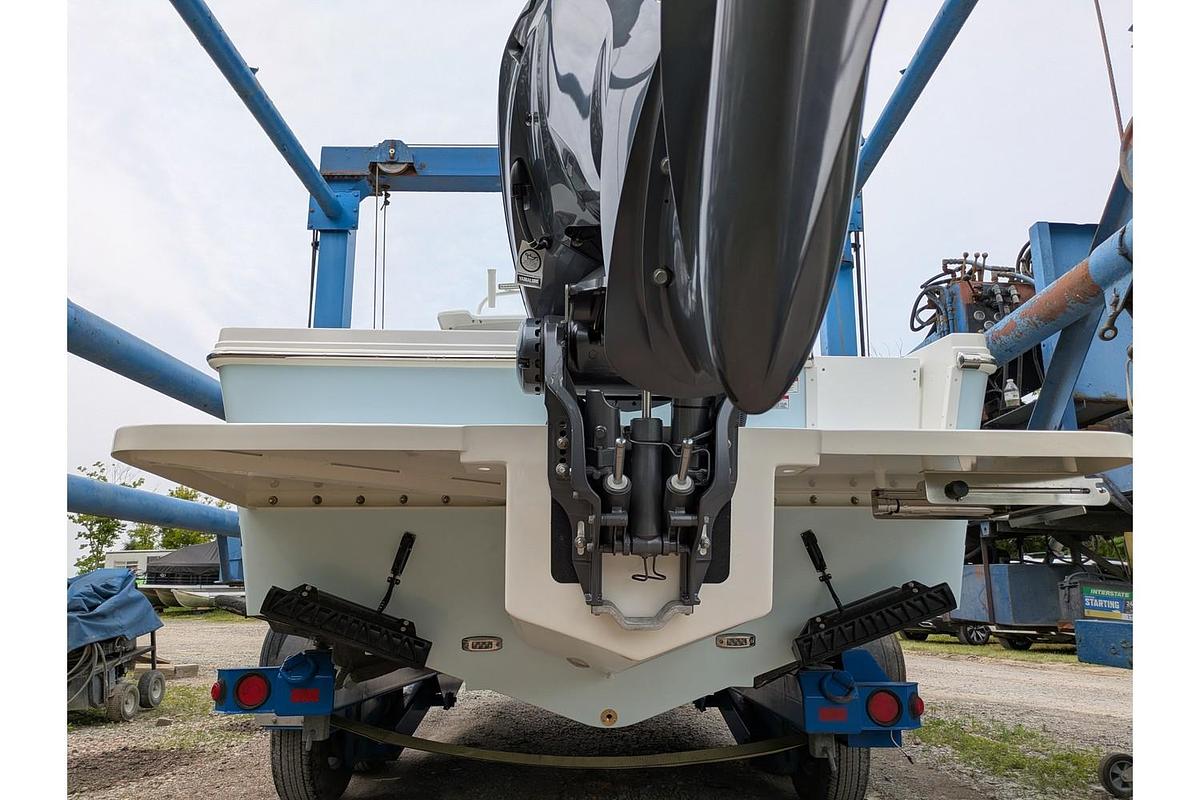 2026 Parker 227 Explorer