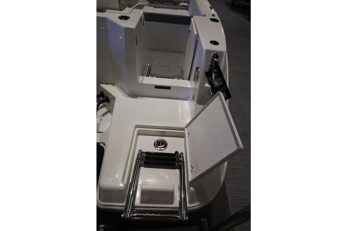 2026 Sailfish Dual Console 236 DC